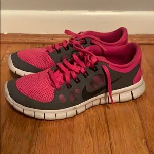 Nike free runs